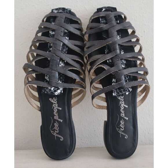 Free People Women Sz US 6/EU 36 Black Snake Print Odette Strappy Flat Sandals $8 - Picture 2 of 13